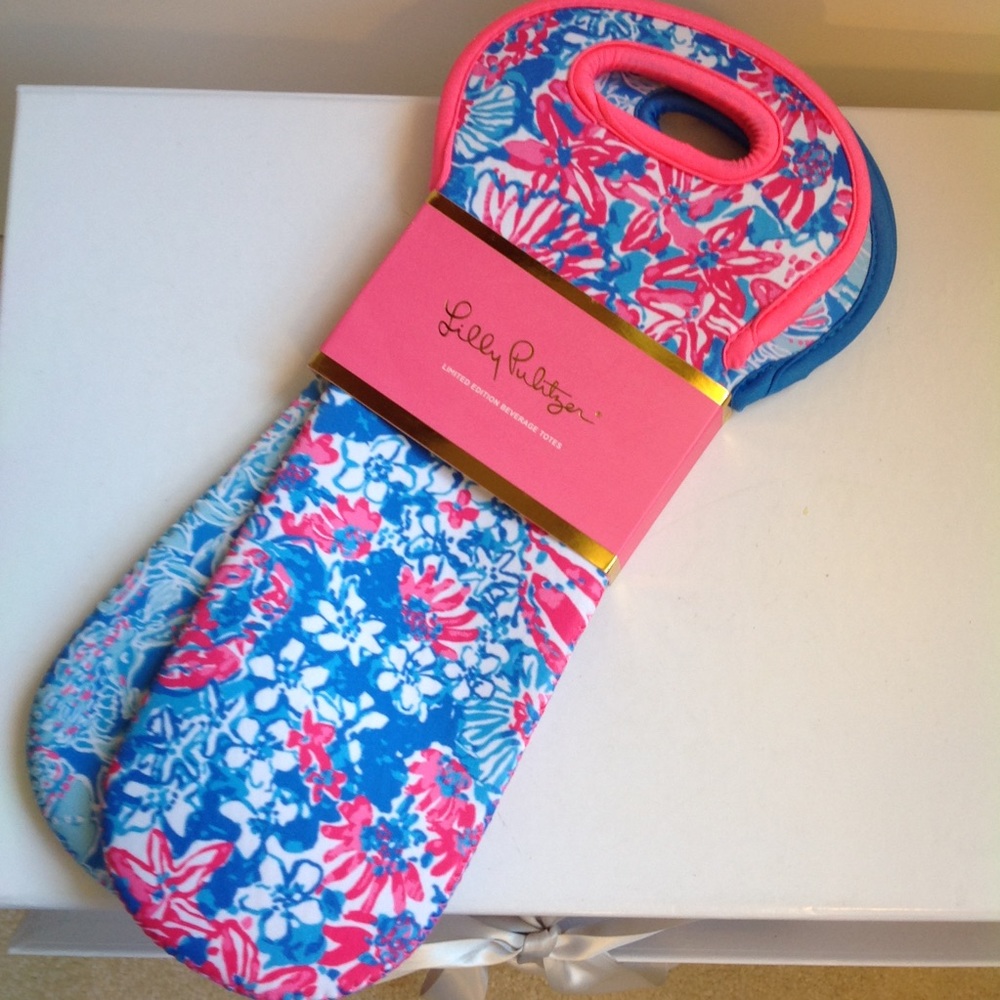New Lilly Pulitzer Beverage Totes